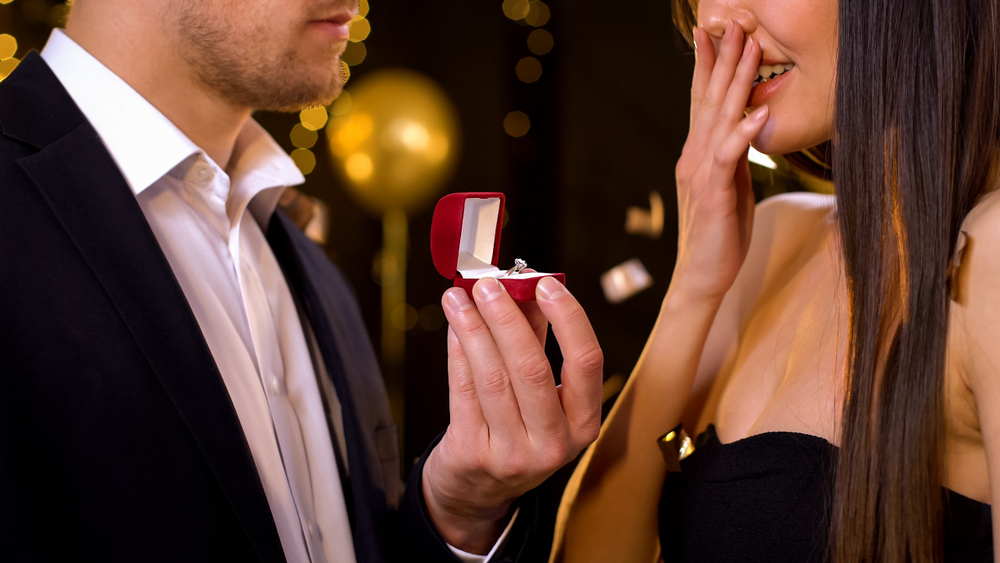 10 Types of Wedding Proposals in Dubai - Shangri-La Dubai Proposal