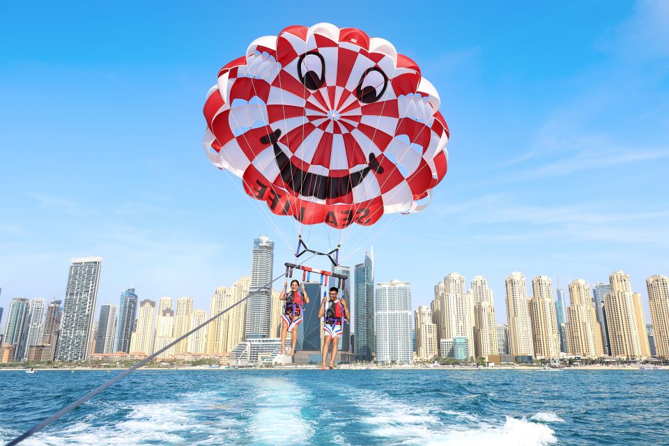 Parasailing at the Palm and JBR - 30 Unmissable Things To Do in Dubai