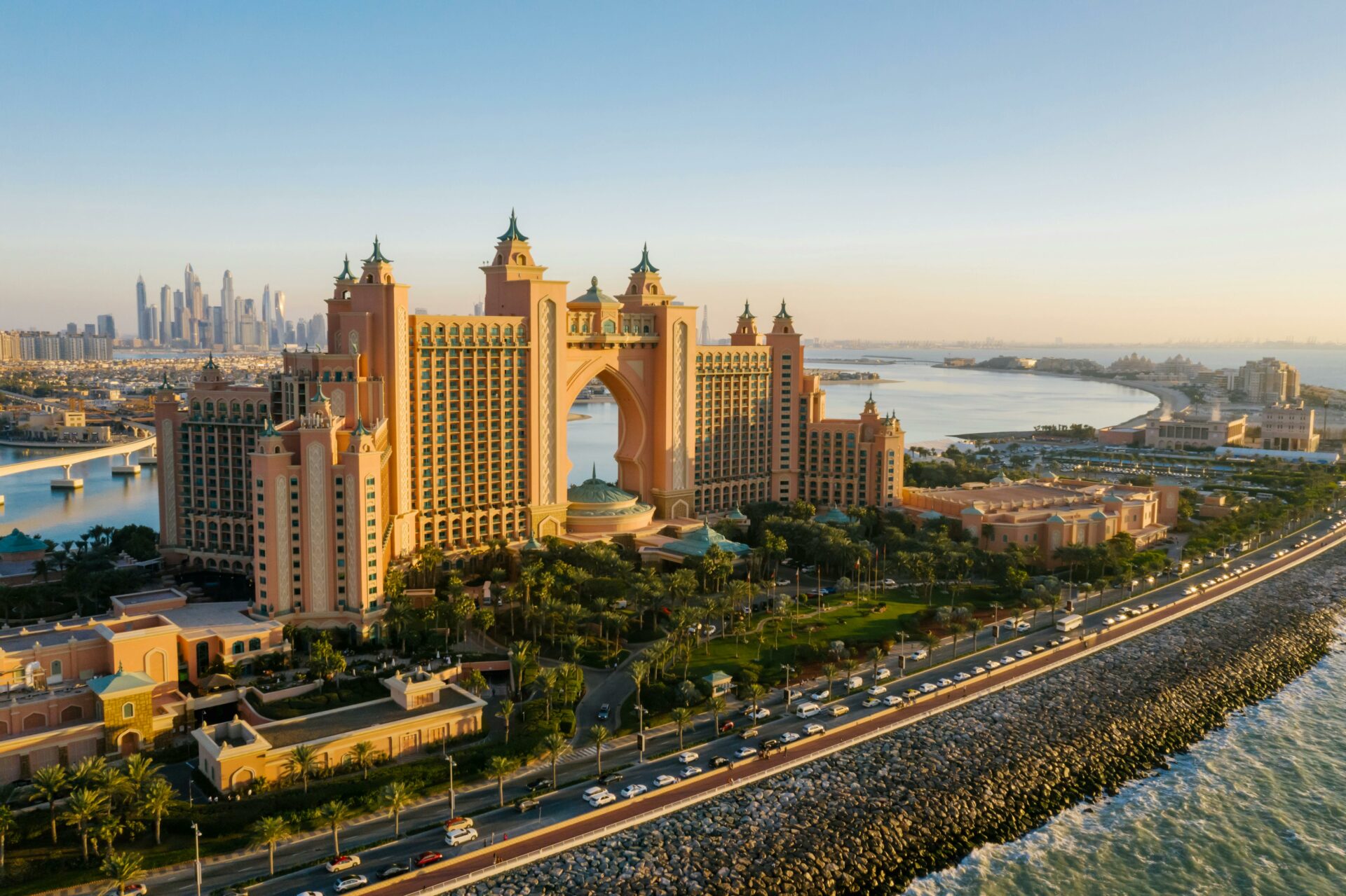 20 Things You Should Know Before Going to Dubai - Dubai Hotels